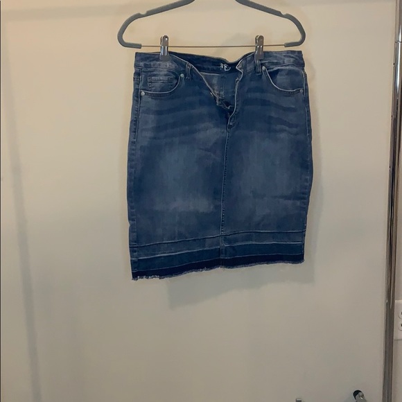 Jeans skirt - Picture 1 of 1